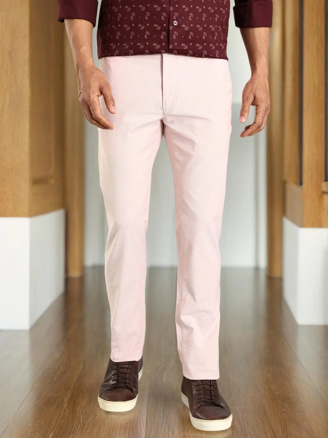 Indian Terrain Men's Slim Fit Solid Pink Trousers